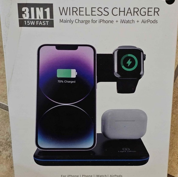 Wireless Charger, 3 in 1 Fast Wireless Charging Station, Wireless Charger Stand - Picture 3 of 3